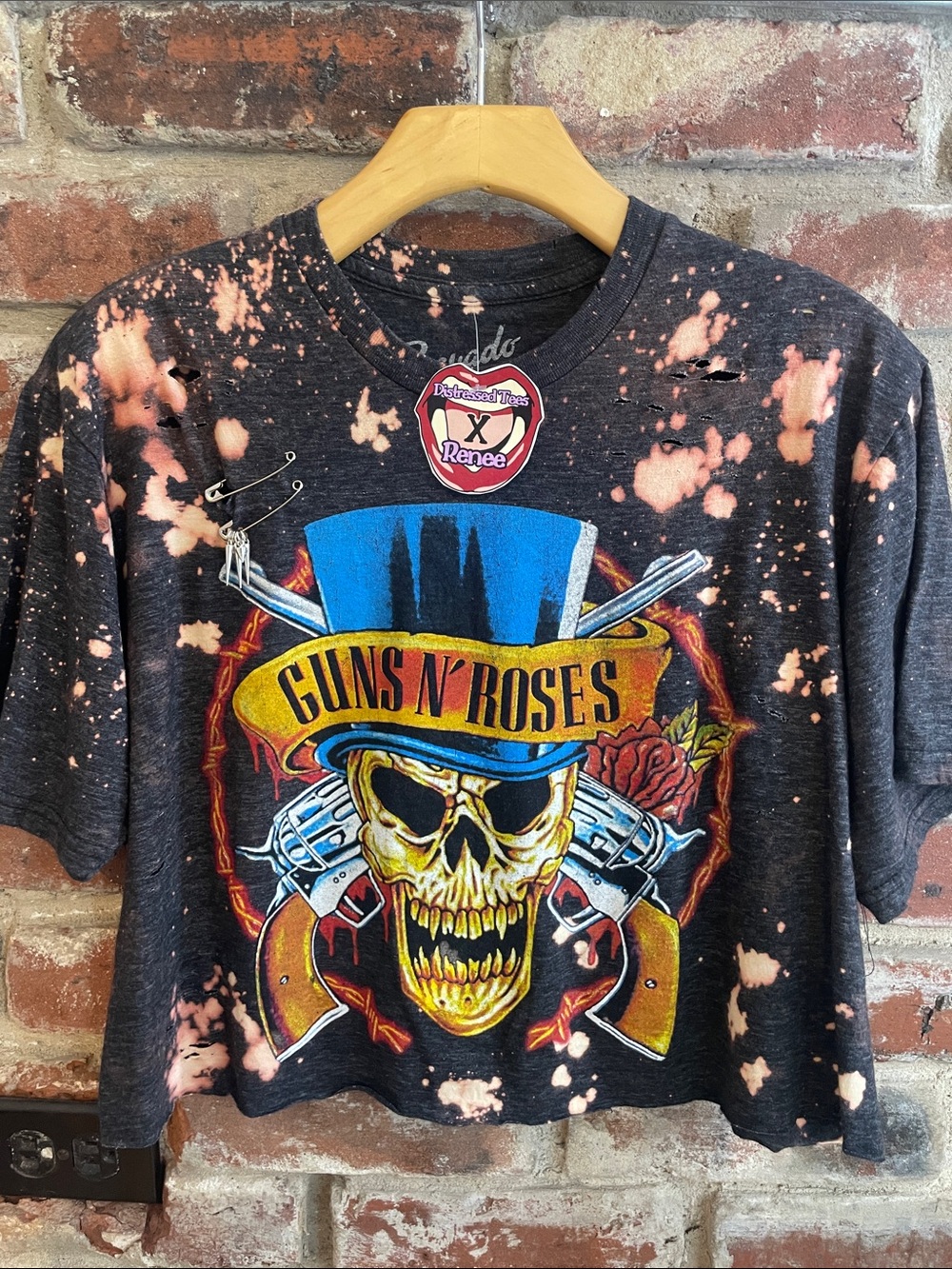Gun N Roses Distressed Cropped Tee
